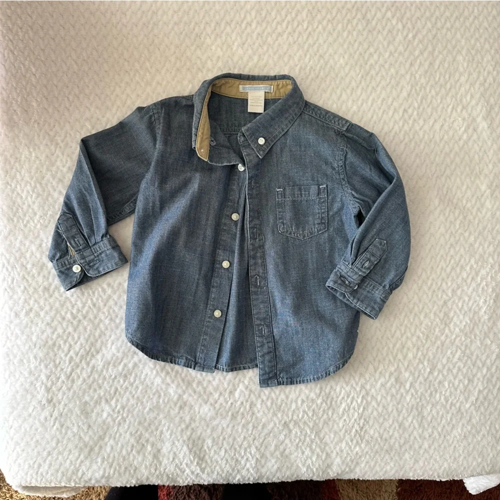 Janie & Jack Chambray Button Up, size 18-24 months